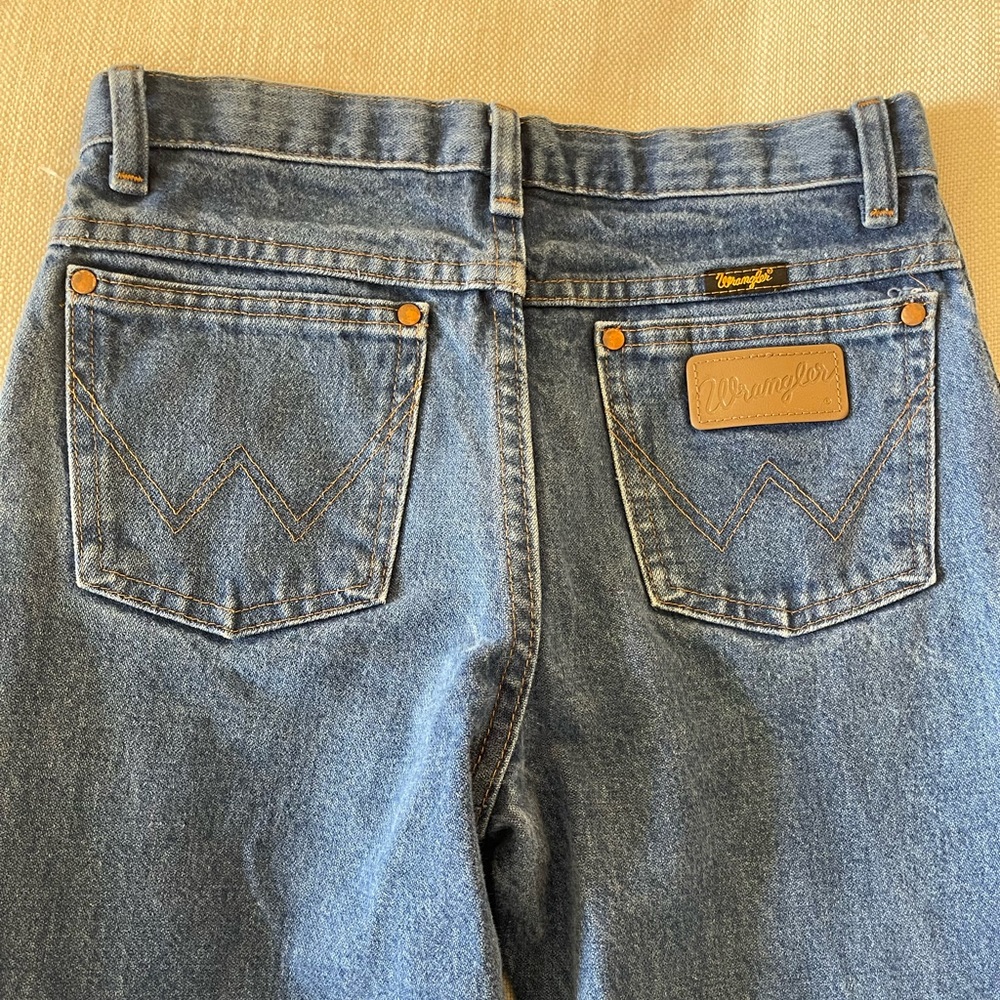 Wrangler jeans - Size 14 regular - fits like a women’s size 00.